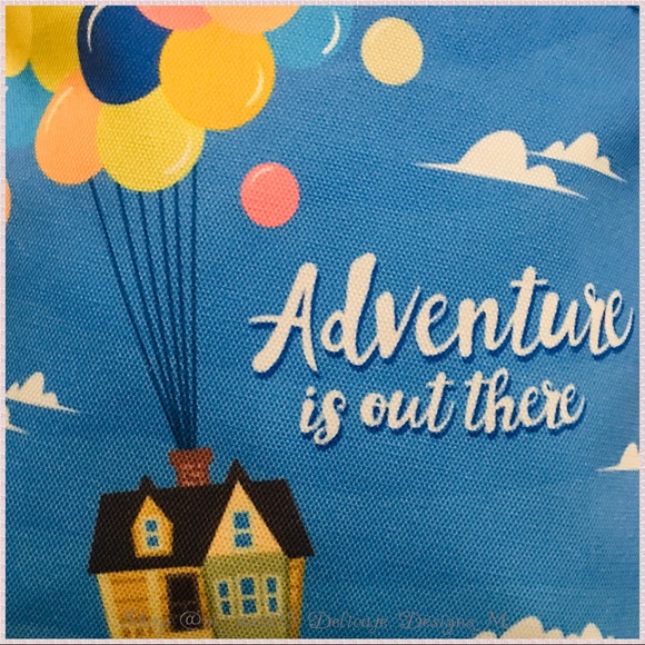 Loungefly Disney Up Balloon Passport Crossbody - Picture 5 of 6